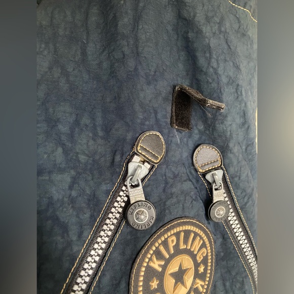 Kipling Navy Backpack with Adjustable Straps and Flap Closure NBA Entertainment - Picture 9 of 10